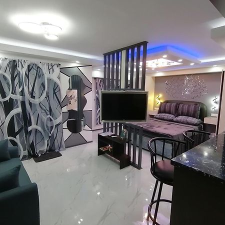 Condo Azur Suites B316 Near Airport, Netflix, Stylish, Cozy With Swimming Pool Lapu-Lapu City Buitenkant foto