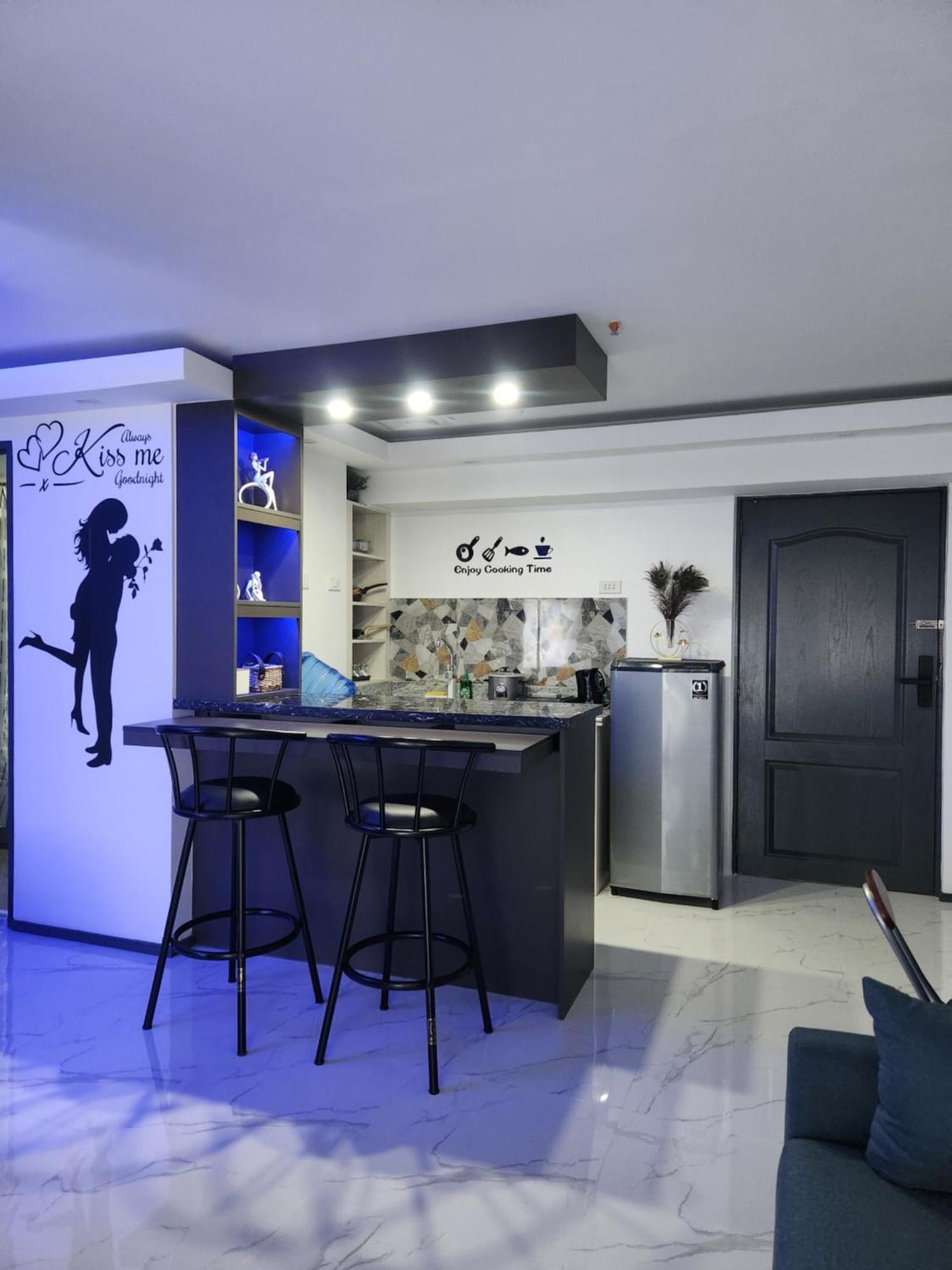 Condo Azur Suites B316 Near Airport, Netflix, Stylish, Cozy With Swimming Pool Lapu-Lapu City Buitenkant foto